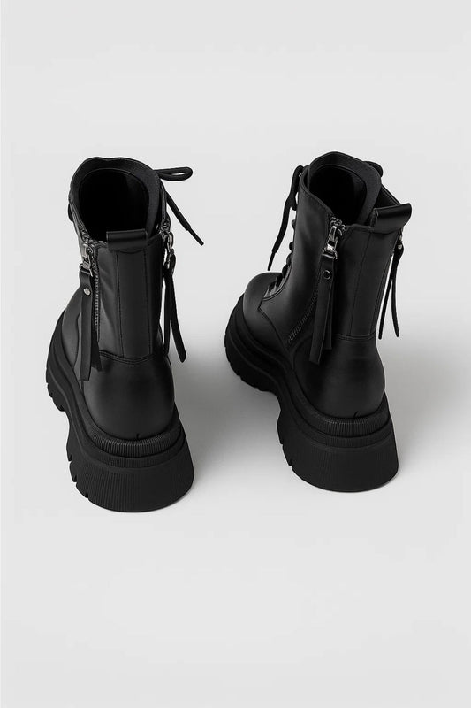 Kraftvolle Damen-Schnürstiefel – Stilvolle Plateausohle für Wintertage 1