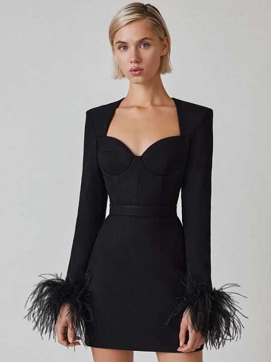 Coralie | Minikleid mit Federn für Damen