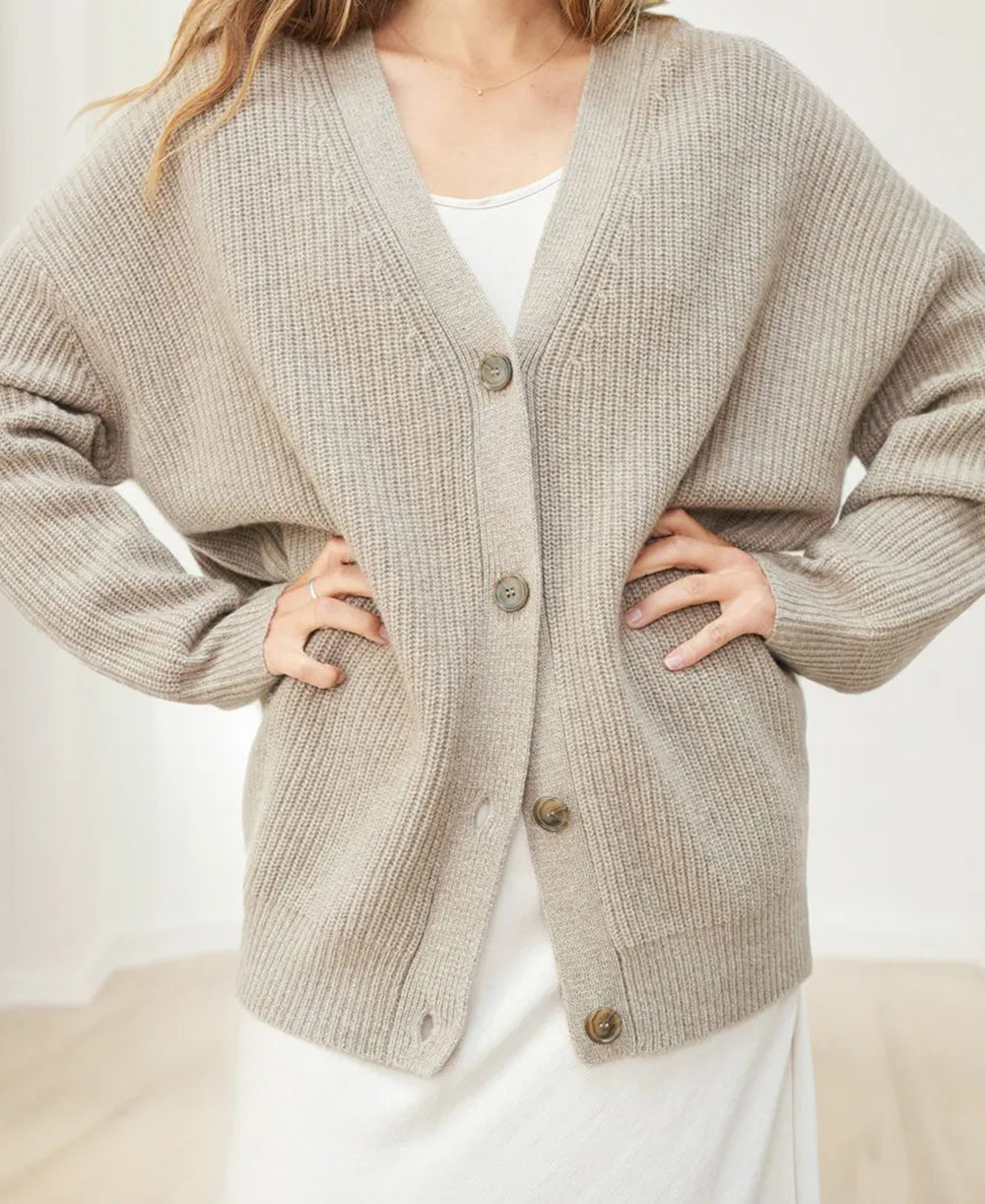 Arenfried | Elegante Strickjacke für Damen