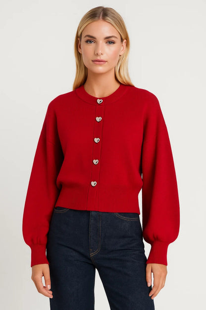 Luna Damen Cardigan – Verspielt mit Herzknöpfen und modernem Look 2