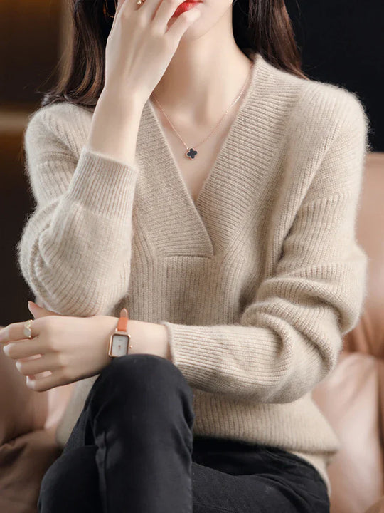 Cemile | Gemütlicher V-Ausschnitt Pullover für Damen