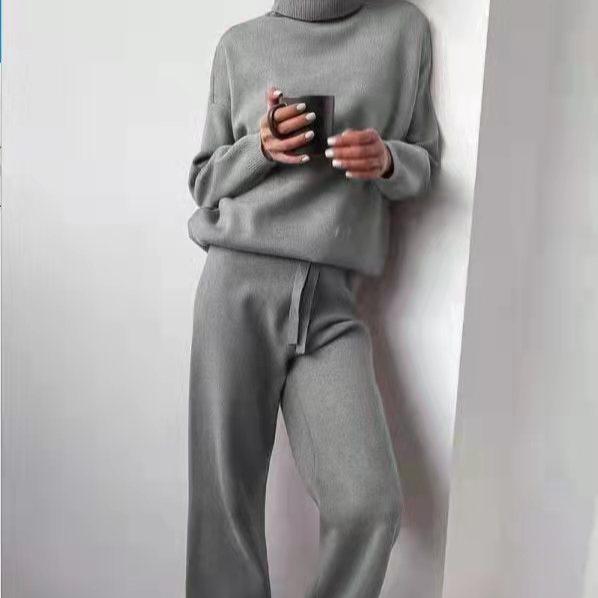 Zweiteiliges Set mit Rollkragen für Damen