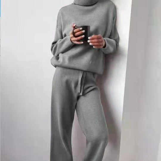 Zweiteiliges Set mit Rollkragen für Damen